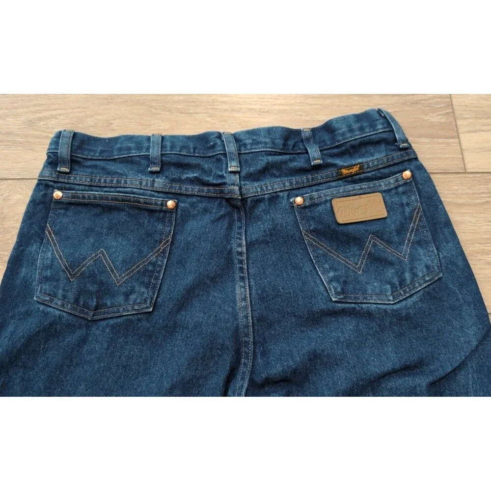 WRANGLER JEANS MEN's 36X34 STRAIGHT FIT  DARK WASH 936PWD  EUC
